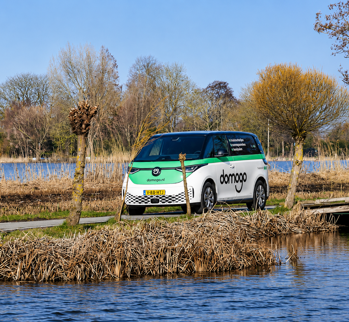 Domogo EV bus onderweg