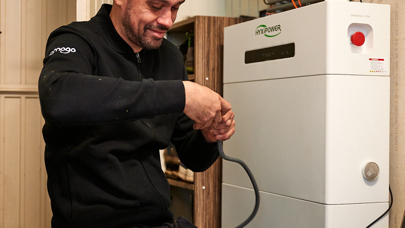 Installateur Thuisbatterij aan het werk